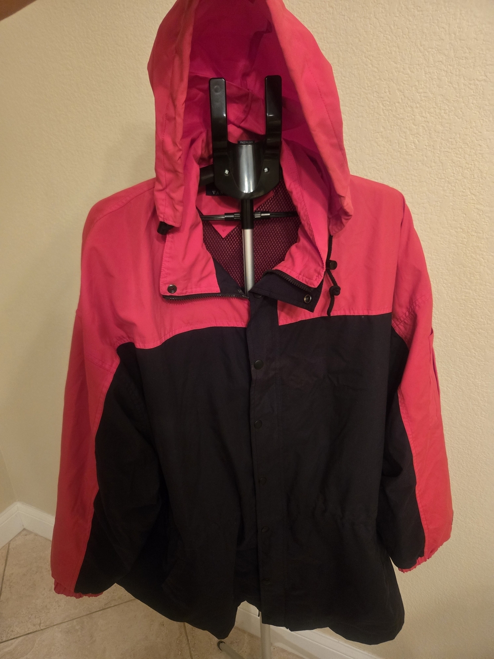 Mens Colorblock Hooded Jacket - Black & Red